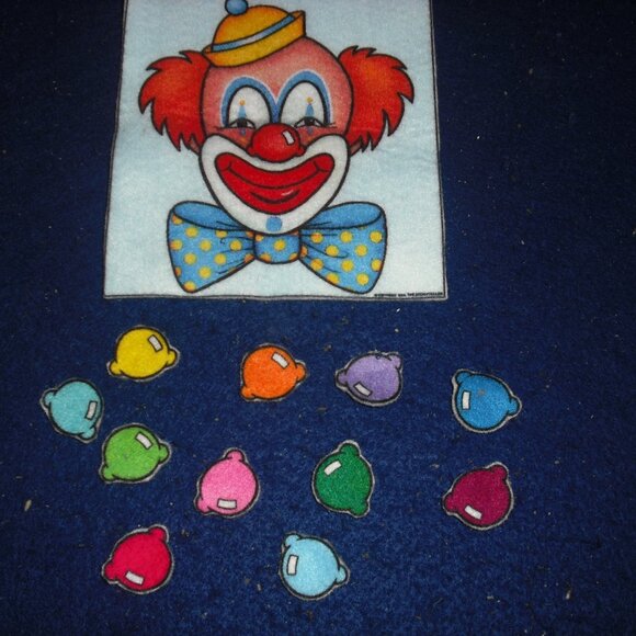 Flannel Board Story: Clown face Nose 11 felt pc + Colored Felt Heart 8 felt pc - Picture 3 of 5